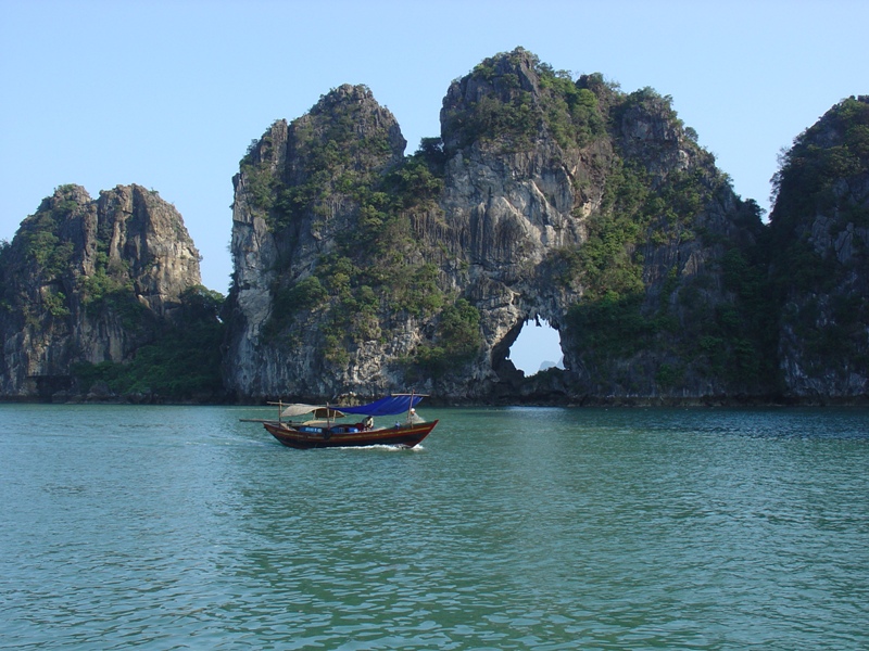 5-Halong_Bay-site(34)