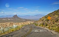 1280px-Route66-Watch-For-Rocks