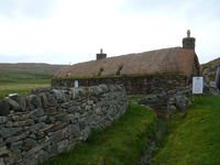 Blackhouses : maisons traditionnelles de Lewis restaurées
