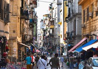 Rue typique à Naples